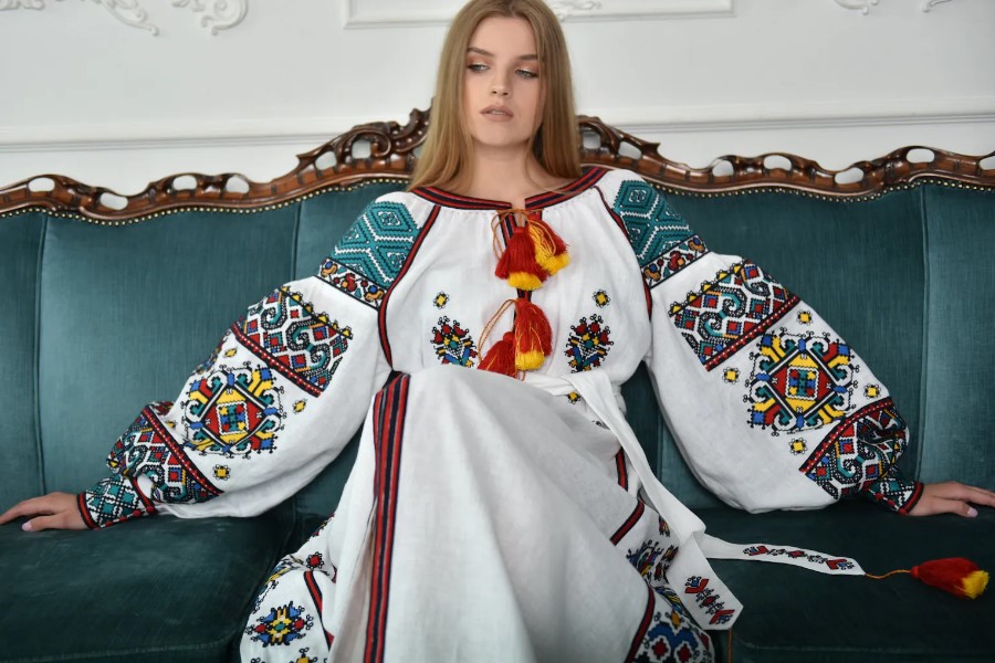 Українські жіночі вишиванки