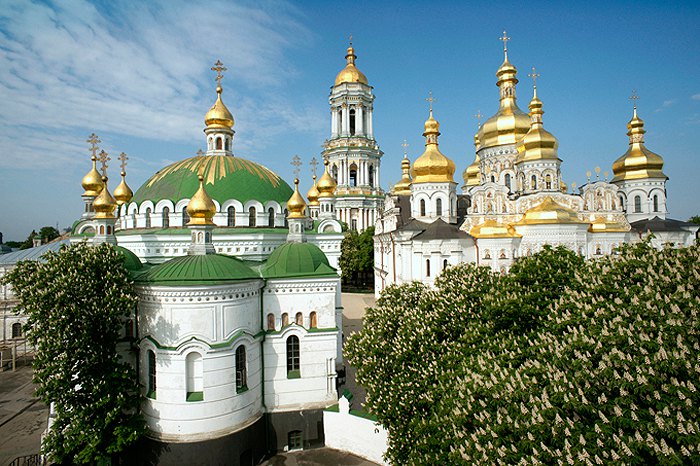 Помісна церква: що це таке